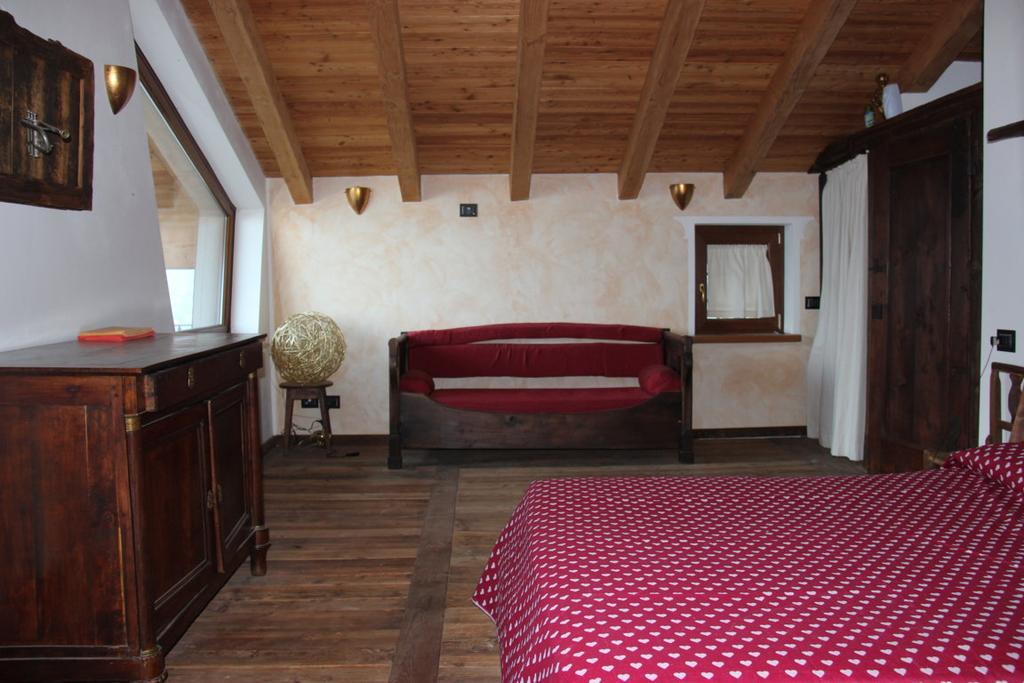 Villa La Tour Nus Habitación foto